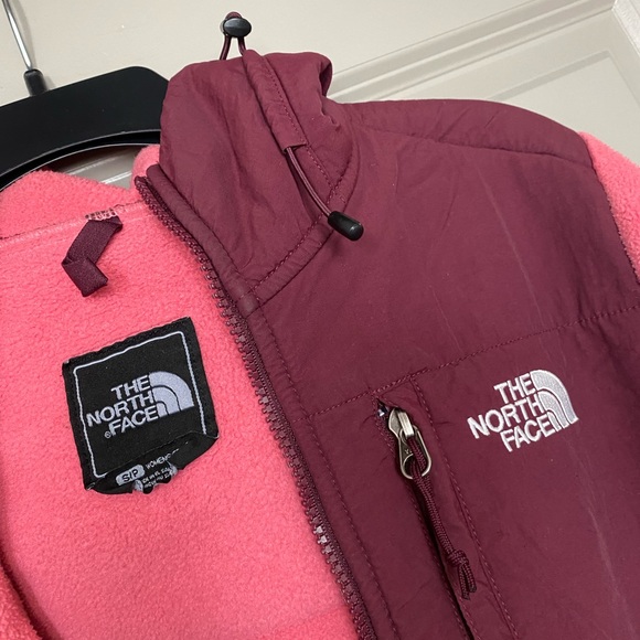 The North Face Fleece Jacket - Picture 2 of 6